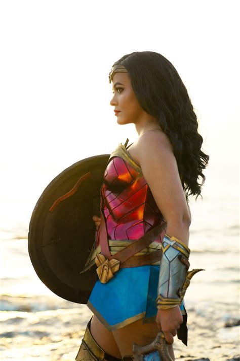 [Self] I cosplayed as Wonder Woman : r/cosplay